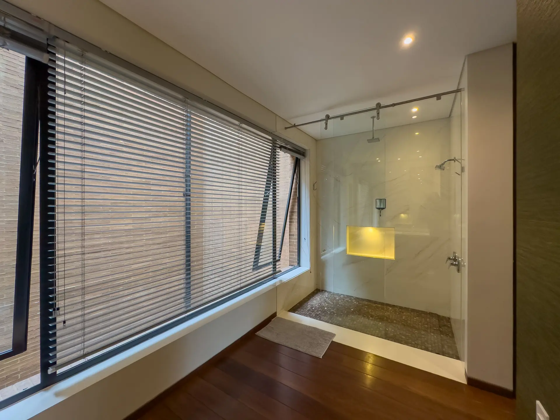 Apartamento con terraza en venta, chico oriental.