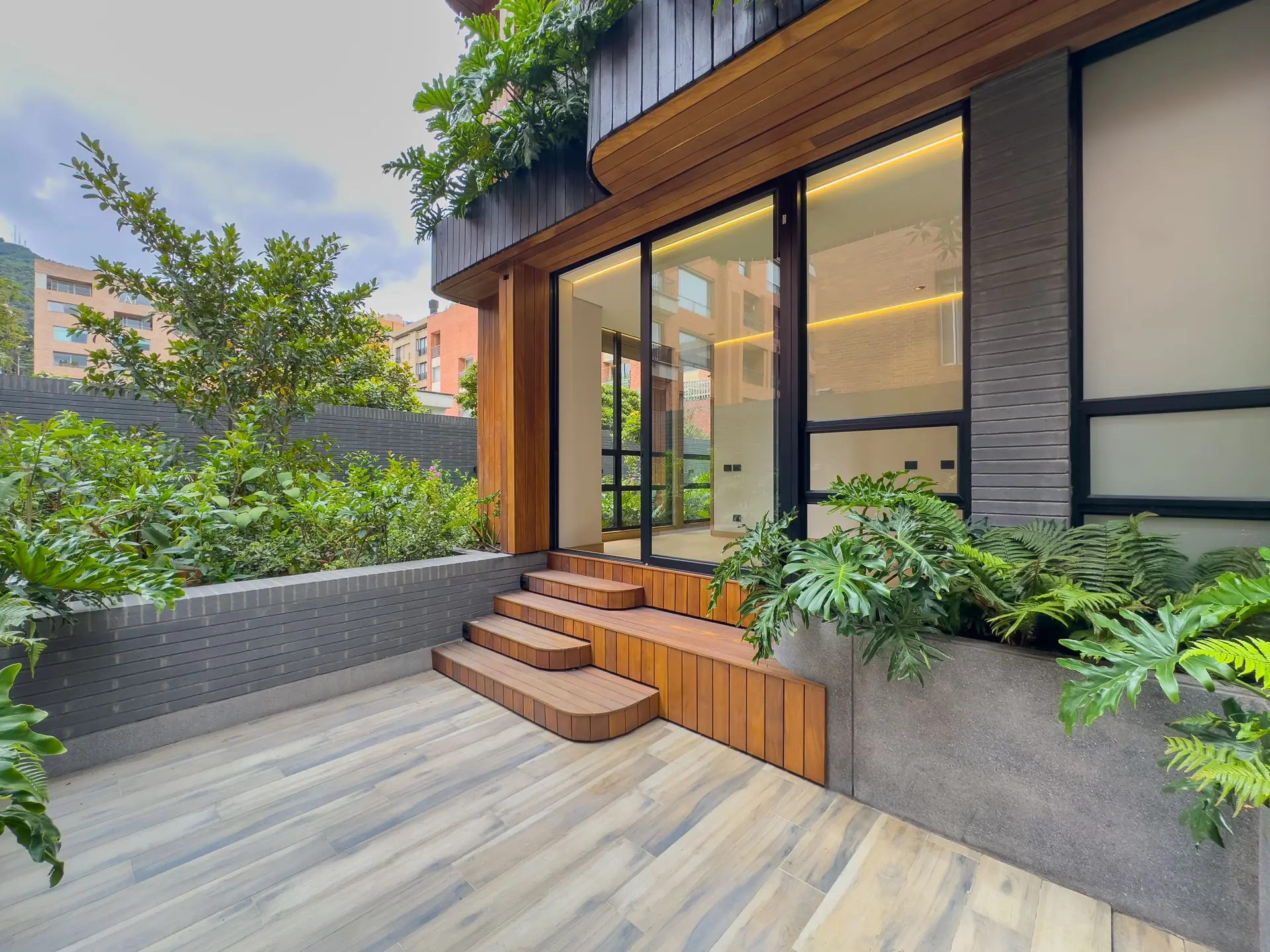 Apartamento moderno con terraza y club house, en chico museo.