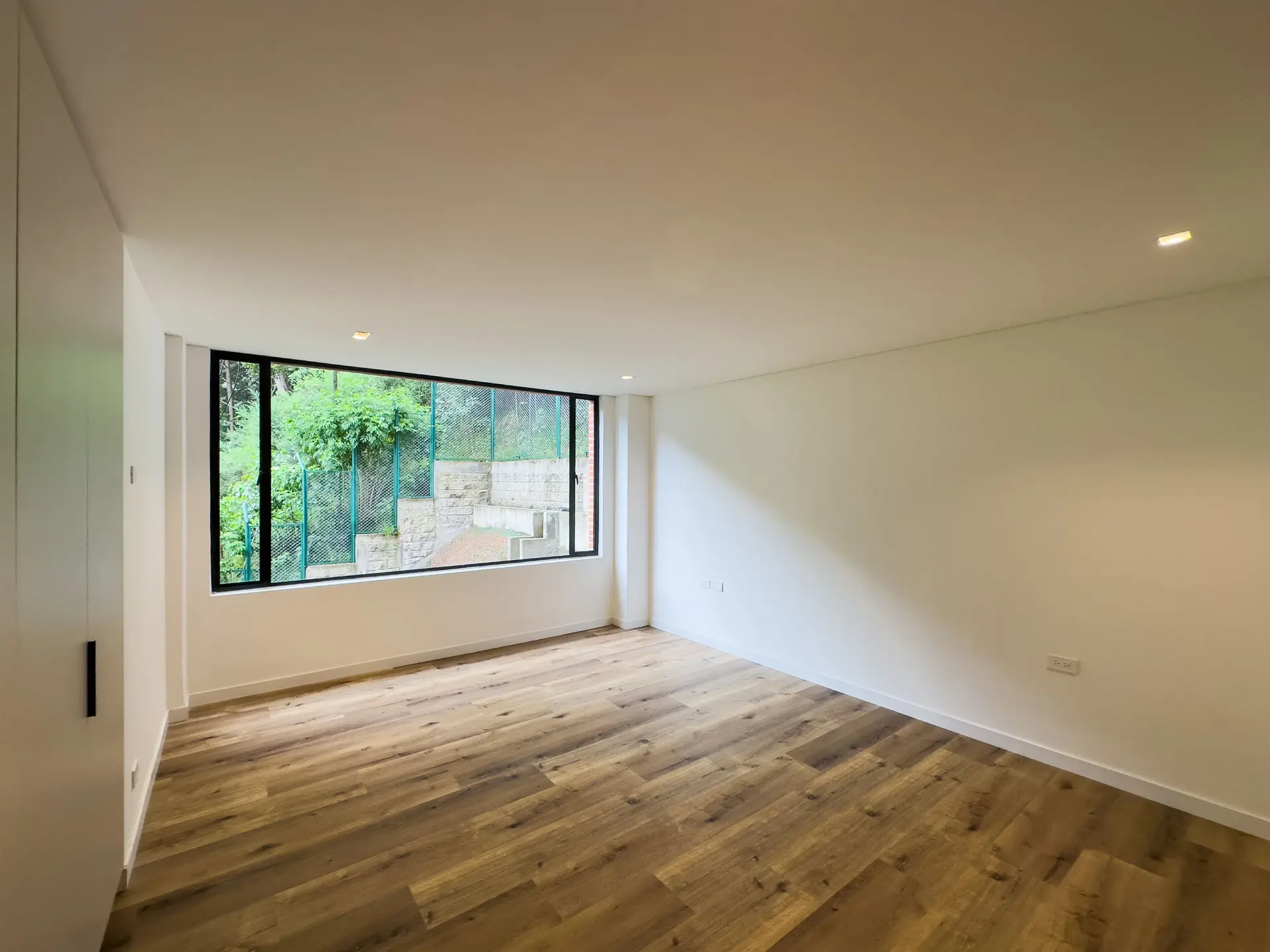 Apartamento con terraza en venta, chico alto. (Apartamento arrendado actualmente)