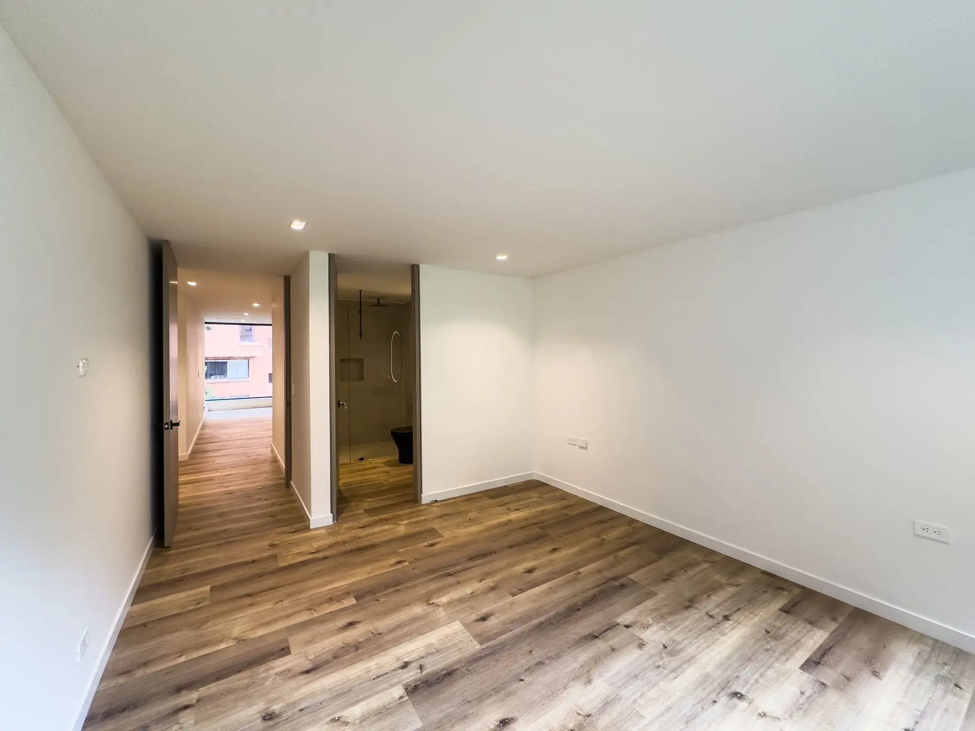 Apartamento con terraza en venta, chico alto. (Apartamento arrendado actualmente)