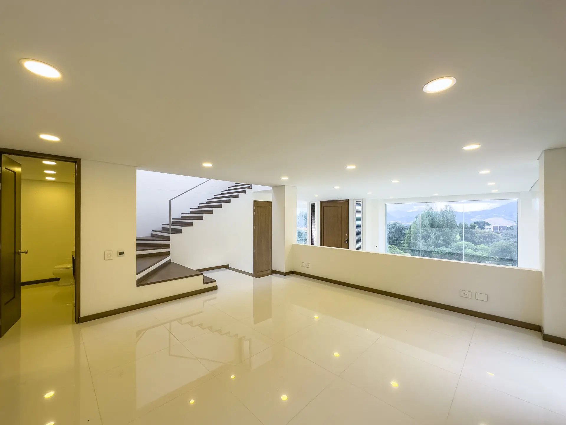 Casa en venta ó arriendo, Aposentos.