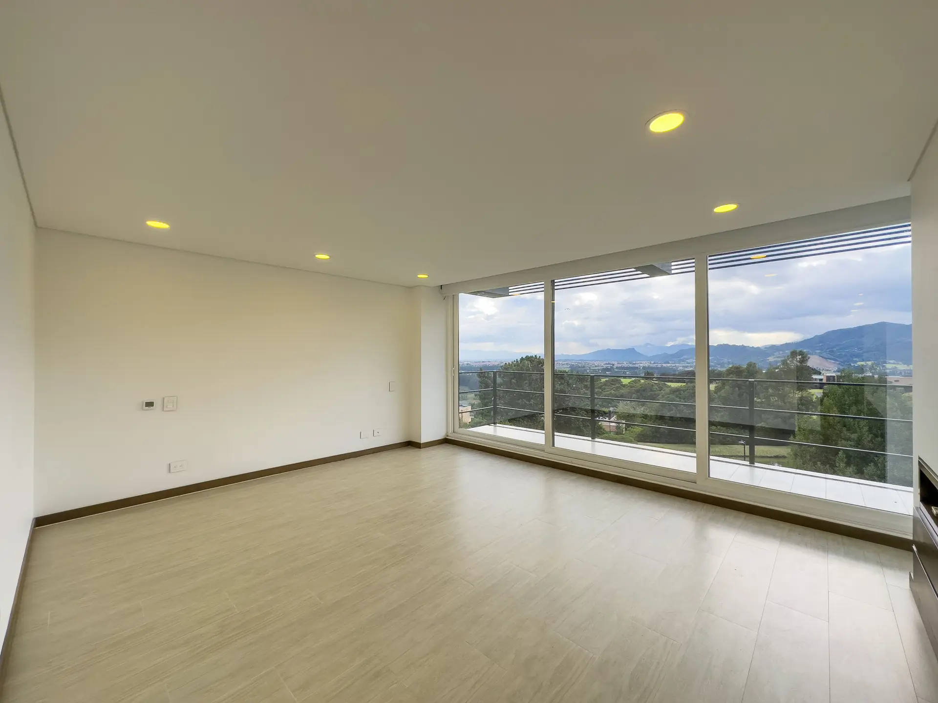 Casa en venta ó arriendo, Aposentos.