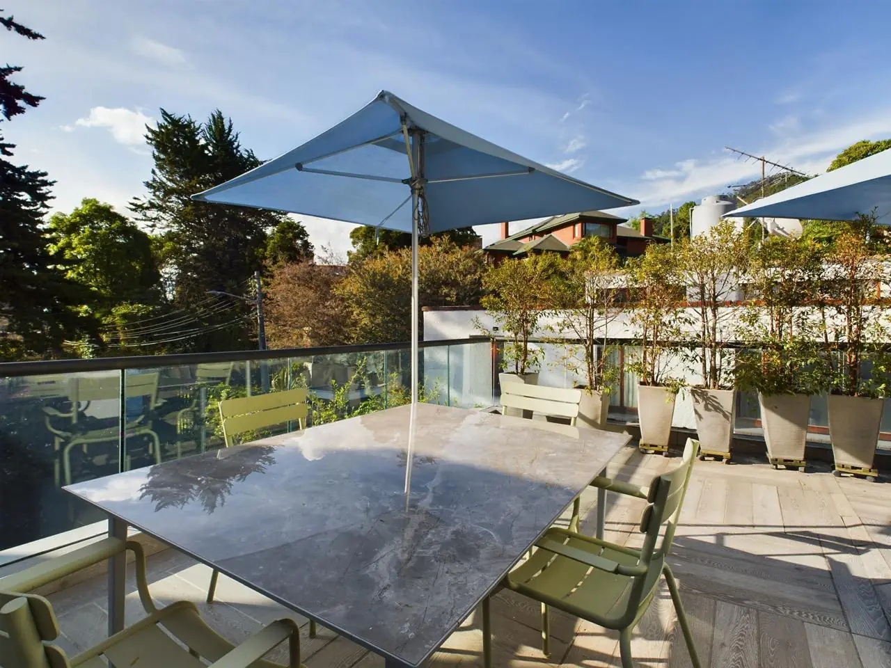 Apartamento con terraza a la venta, en Santa Ana.