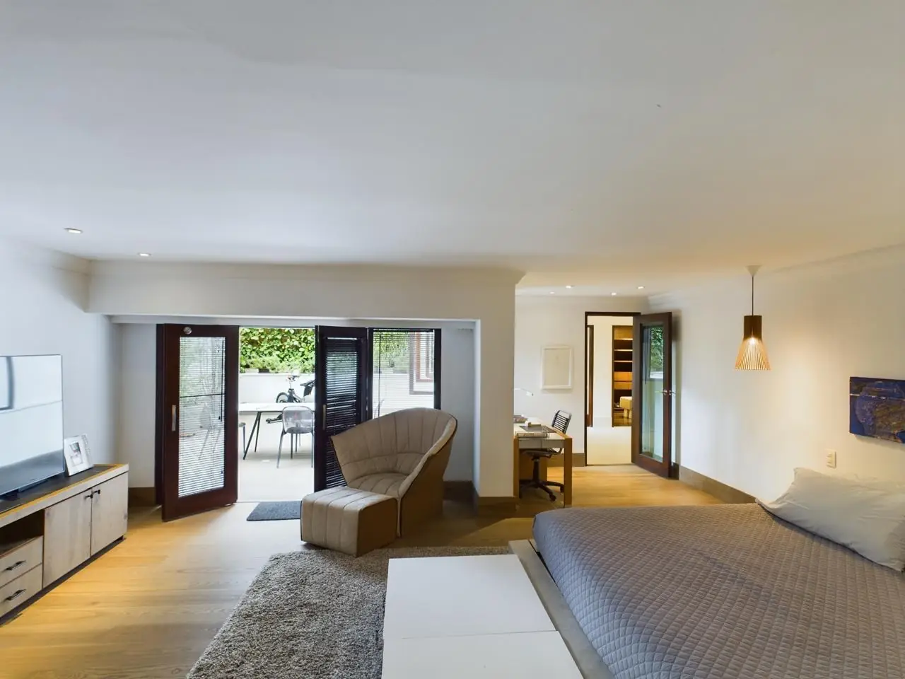 Casa con terraza a la venta, en Santa Ana.