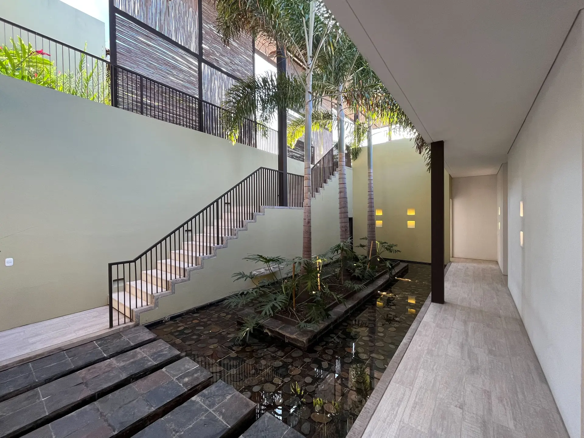 Casa con piscina a la venta, en Villeta (conjunto cerrado)