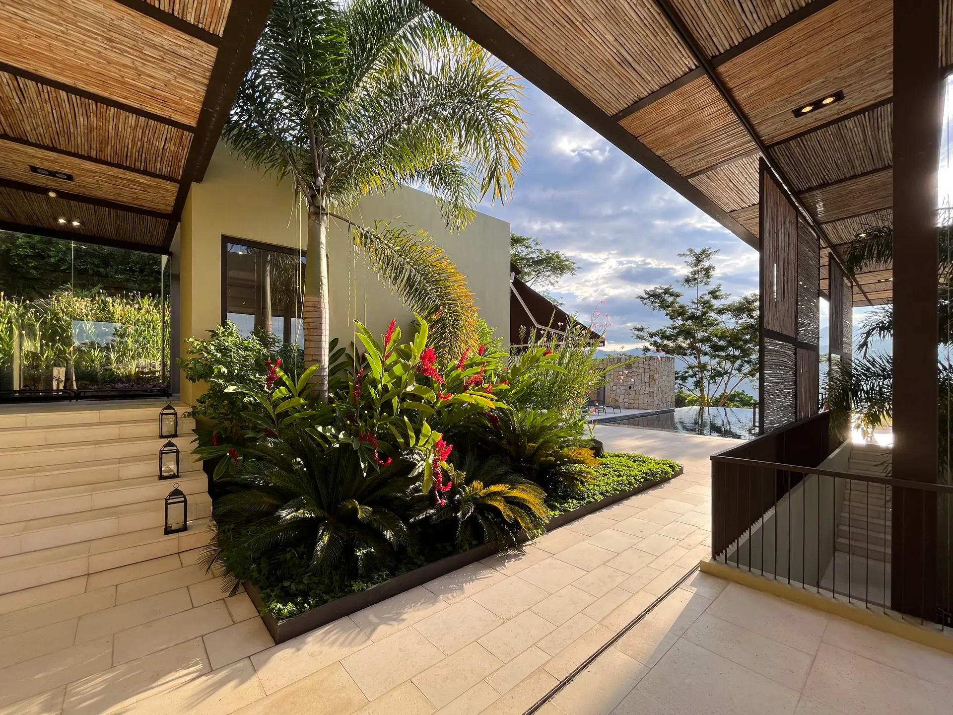 Casa con piscina a la venta, en Villeta (conjunto cerrado)