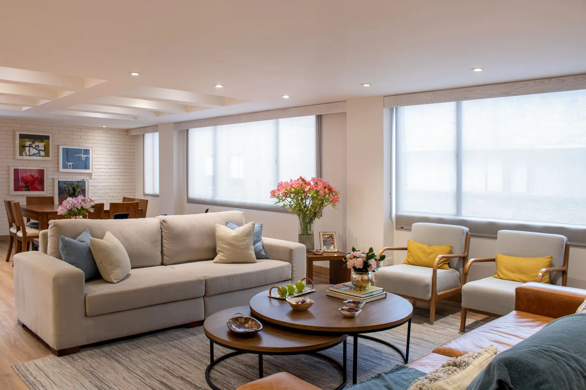 Apartamento dúplex con terraza a la venta, en El Chico.