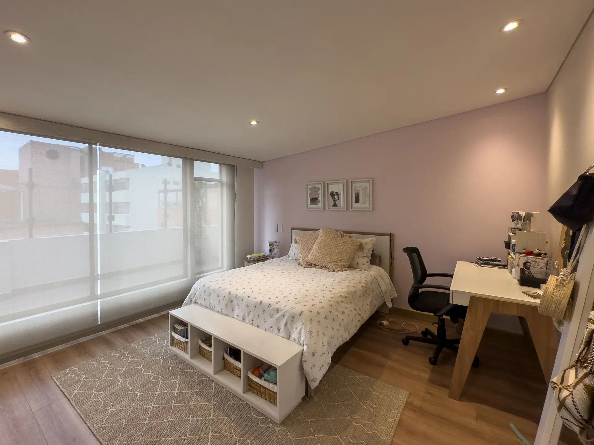 Apartamento dúplex con terraza a la venta, en El Chico.