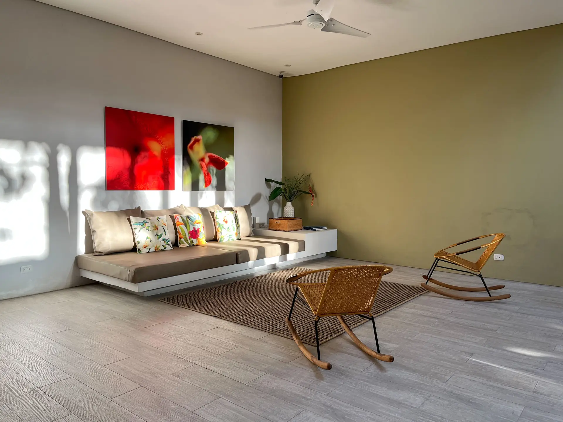 Casa con piscina a la venta, en Villeta (conjunto cerrado)