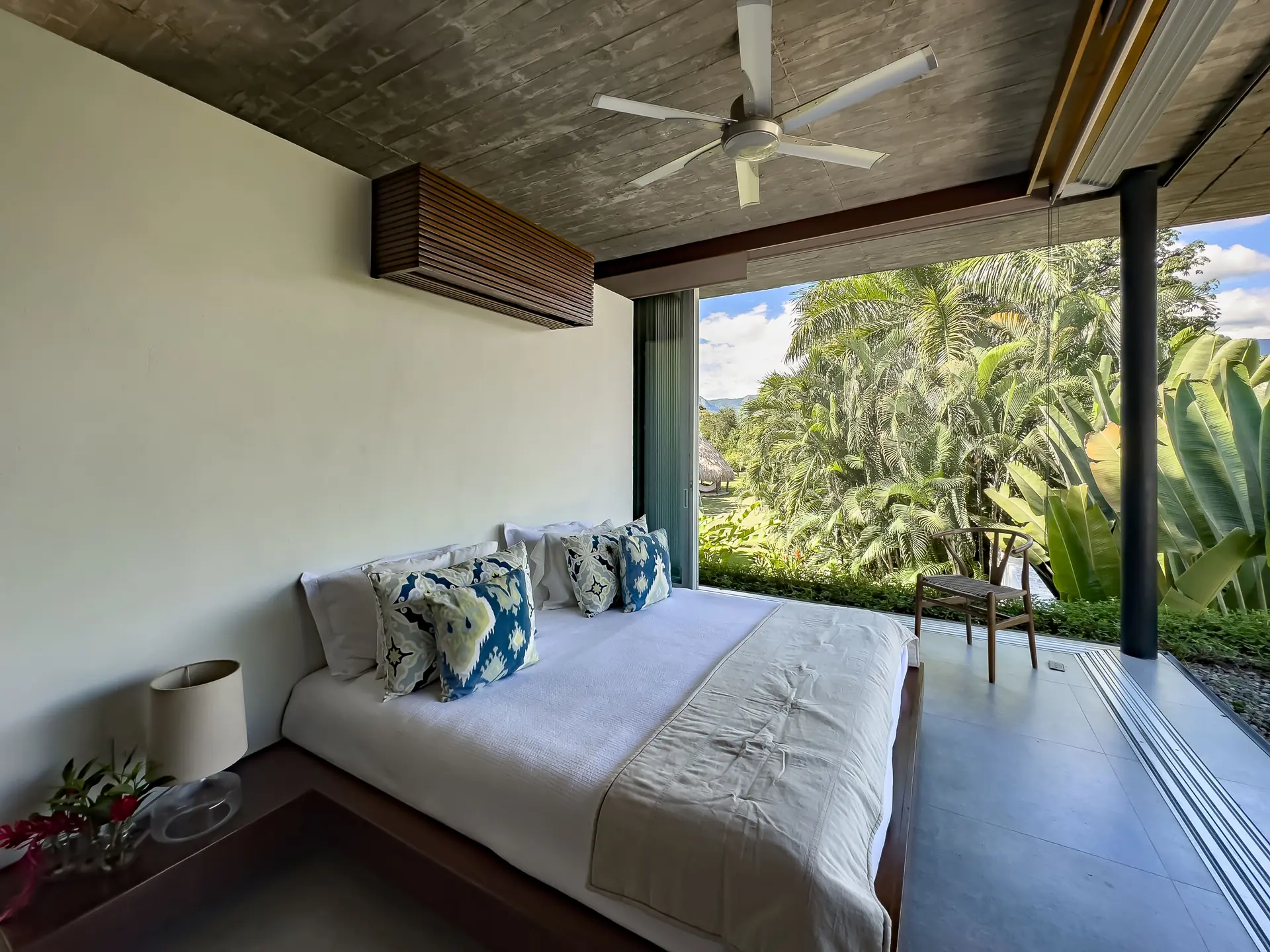 Casa con piscina en venta o alquiler, en Nilo Cundinamarca.