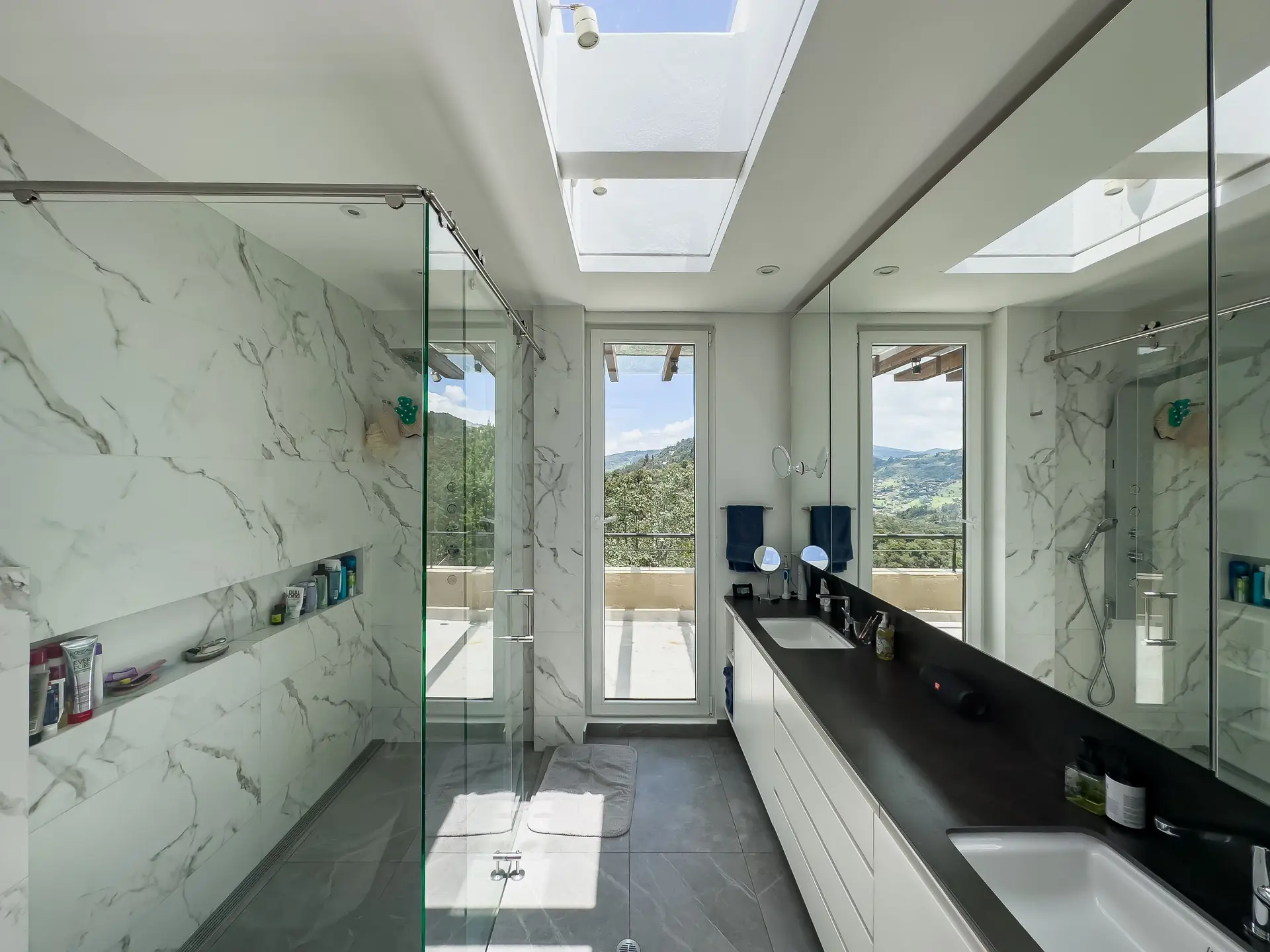 Casa con terraza a la venta, en Arboretto (La calera).