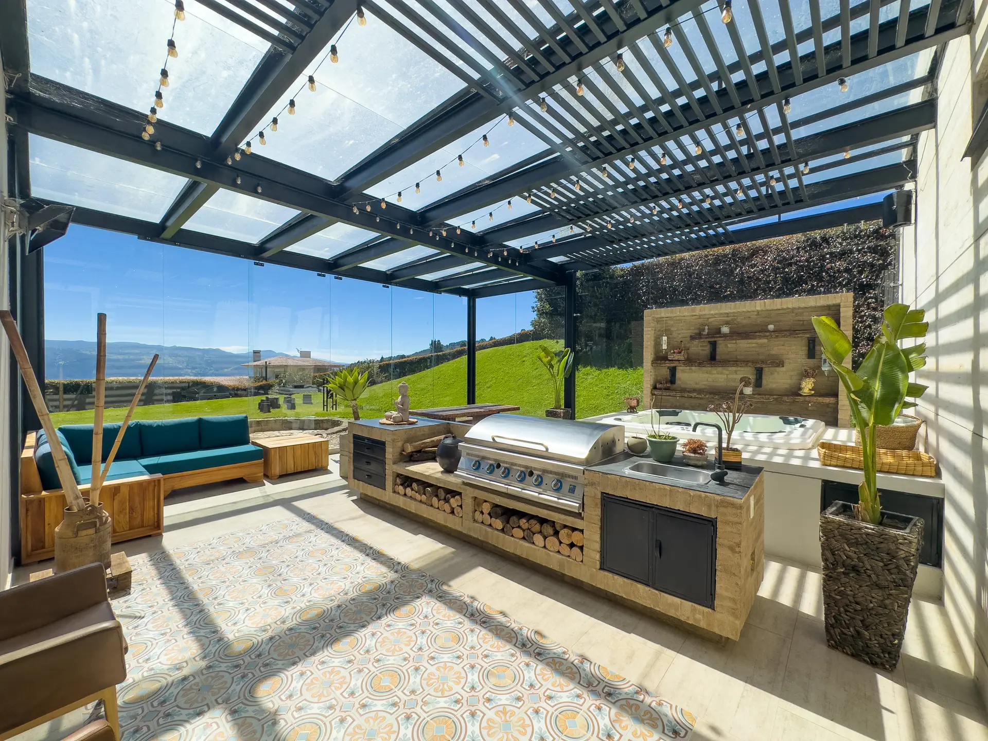 Casa con jardín a la venta, en Yerbabonita.
