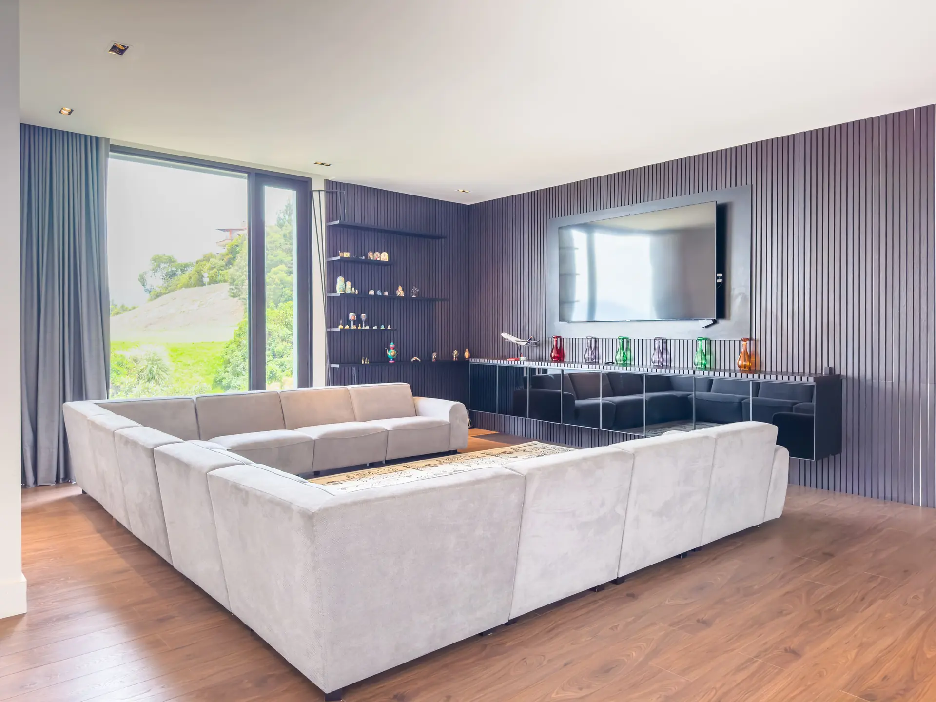 Casa con jardín a la venta, en Aposentos.