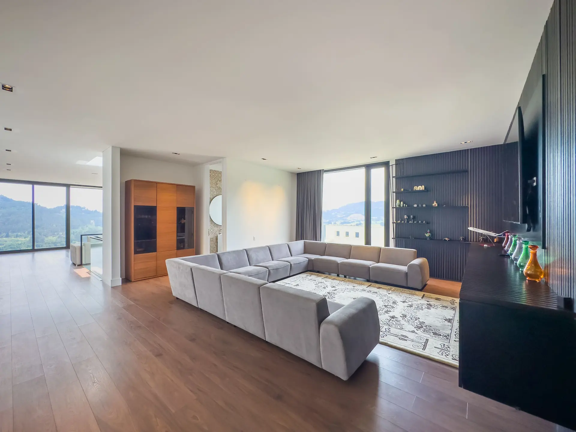 Casa con jardín a la venta, en Aposentos.