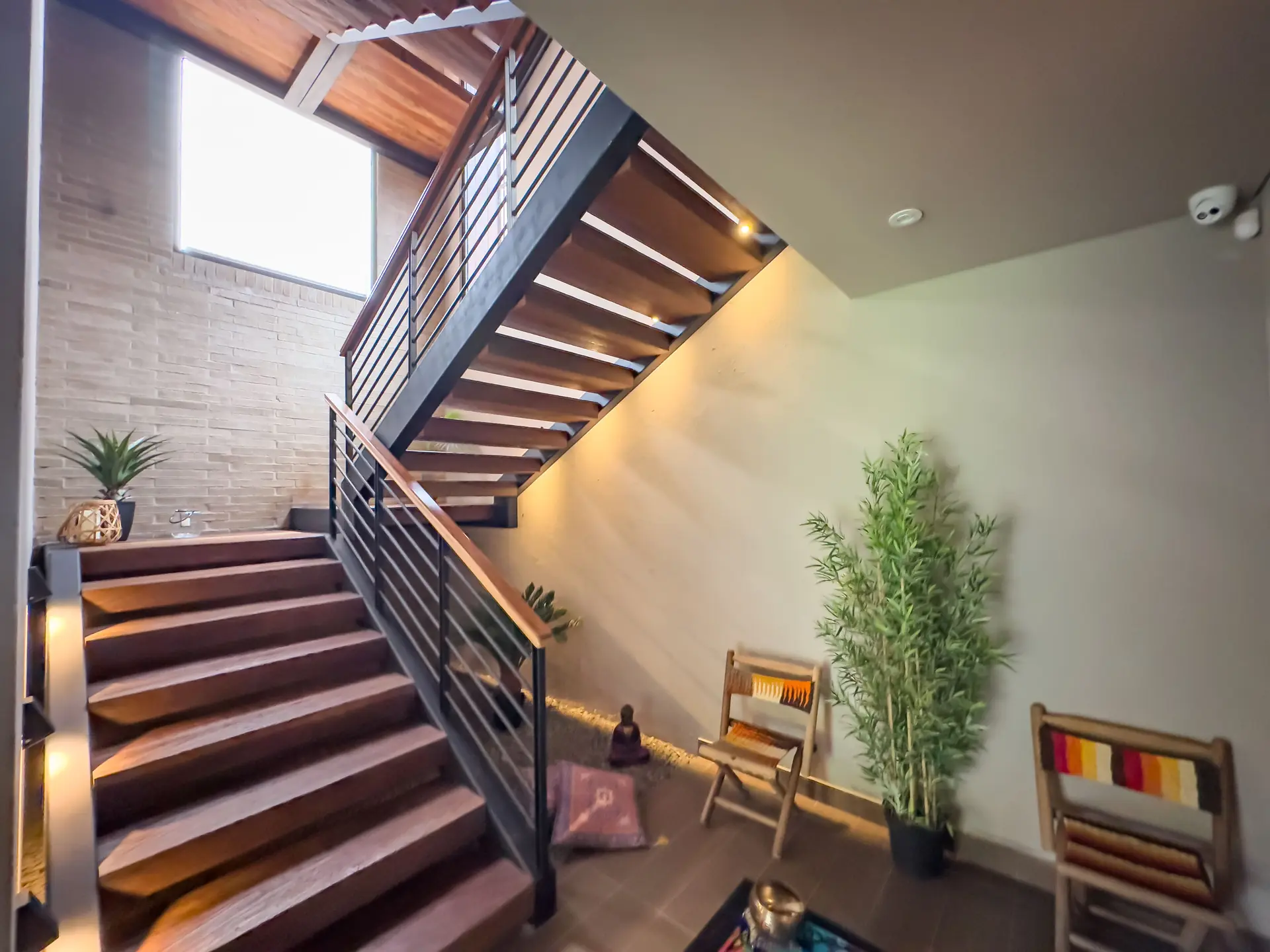 Casa con jardín a la venta, en Yerbabonita.