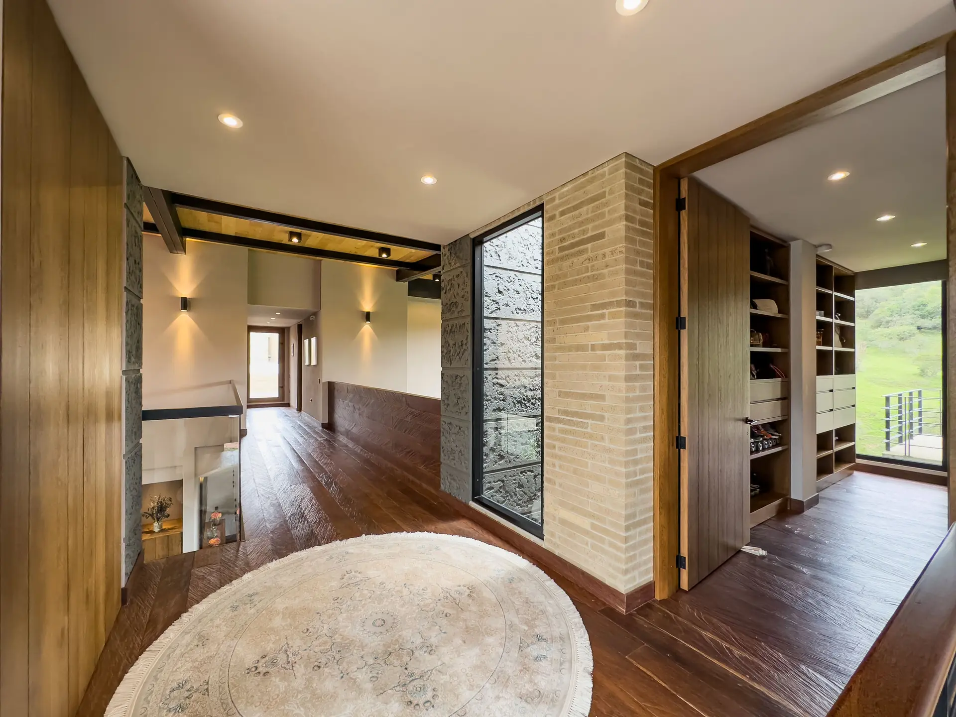 Casa con jardín a la venta, en Yerbabonita.