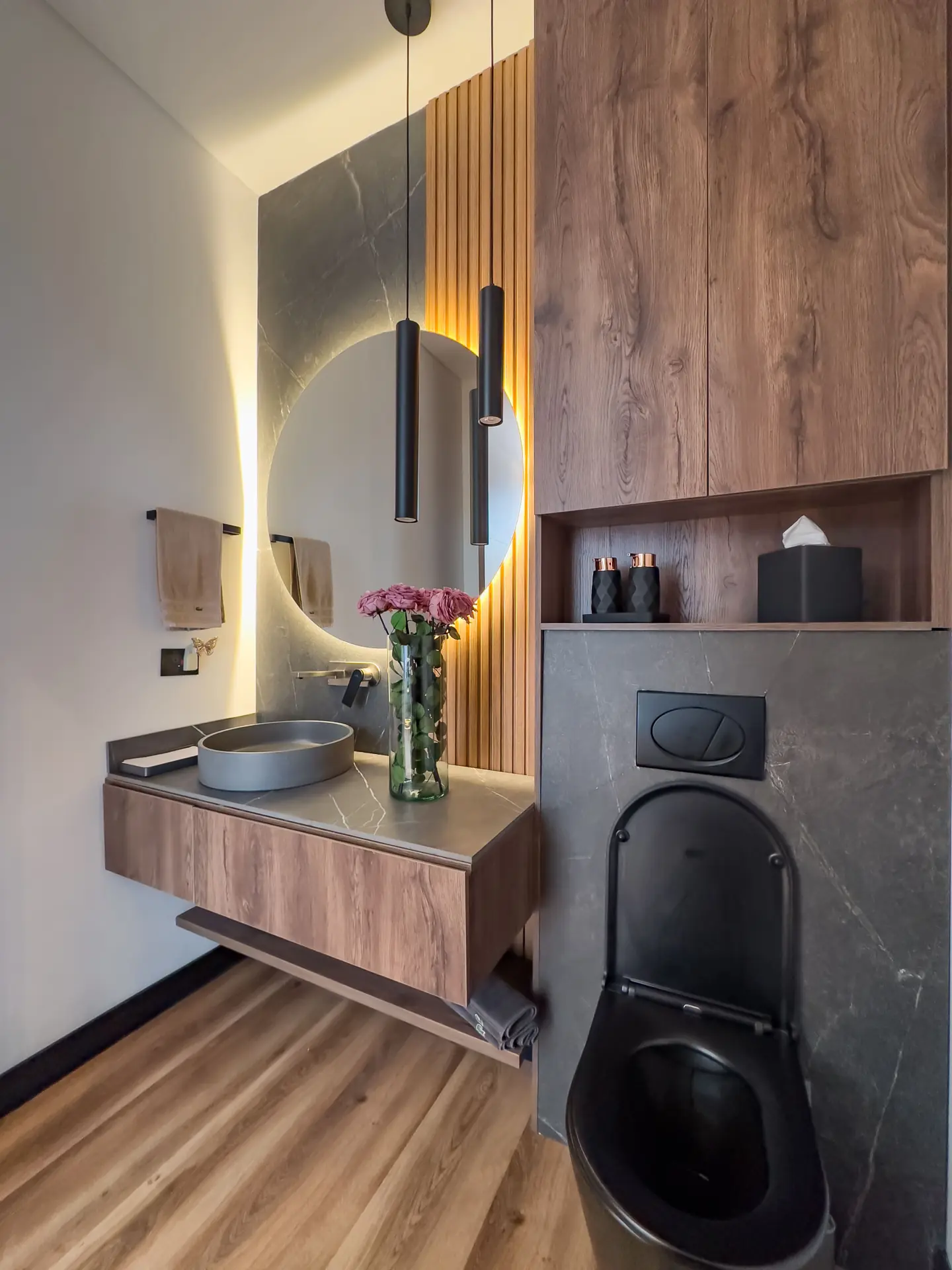 Casa con jardín a la venta, en San Simón.