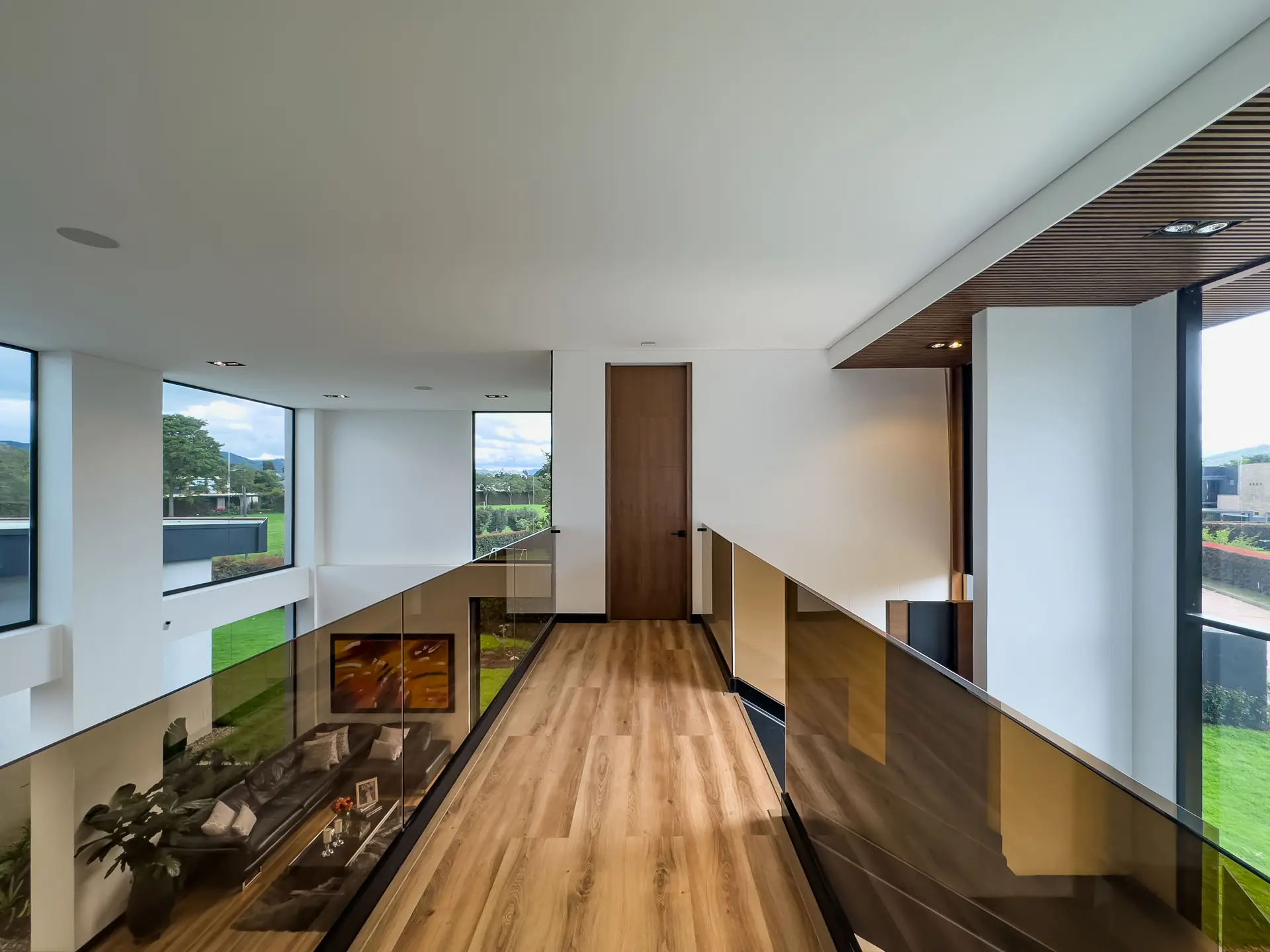 Casa con jardín a la venta, en San Simón.