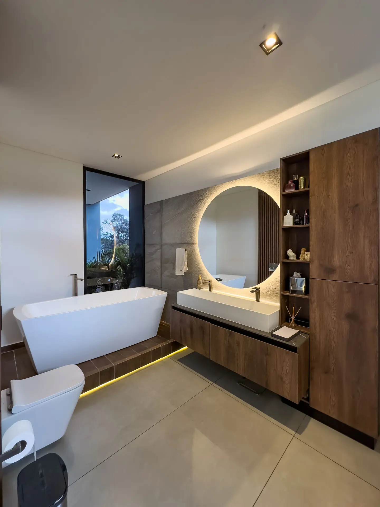 Casa con jardín a la venta, en San Simón.