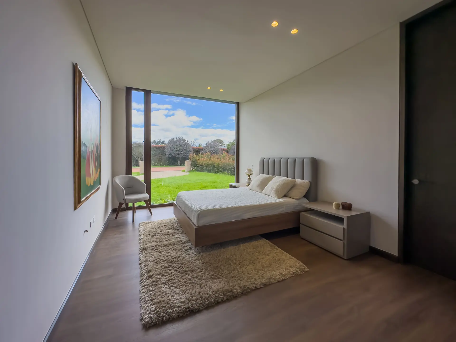 Casa con zona verde a la venta, en San Simón.