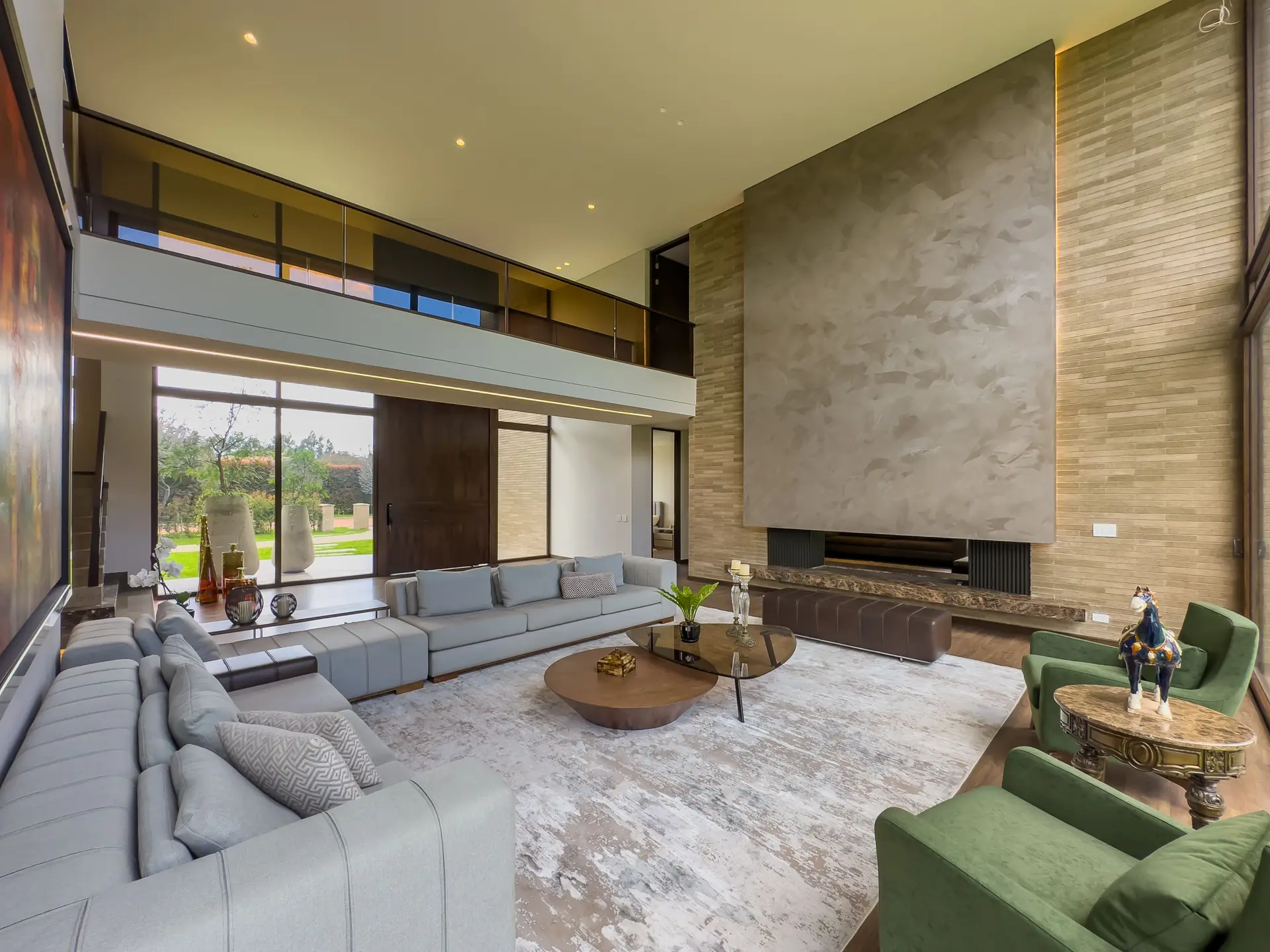 Casa con zona verde a la venta, en San Simón.
