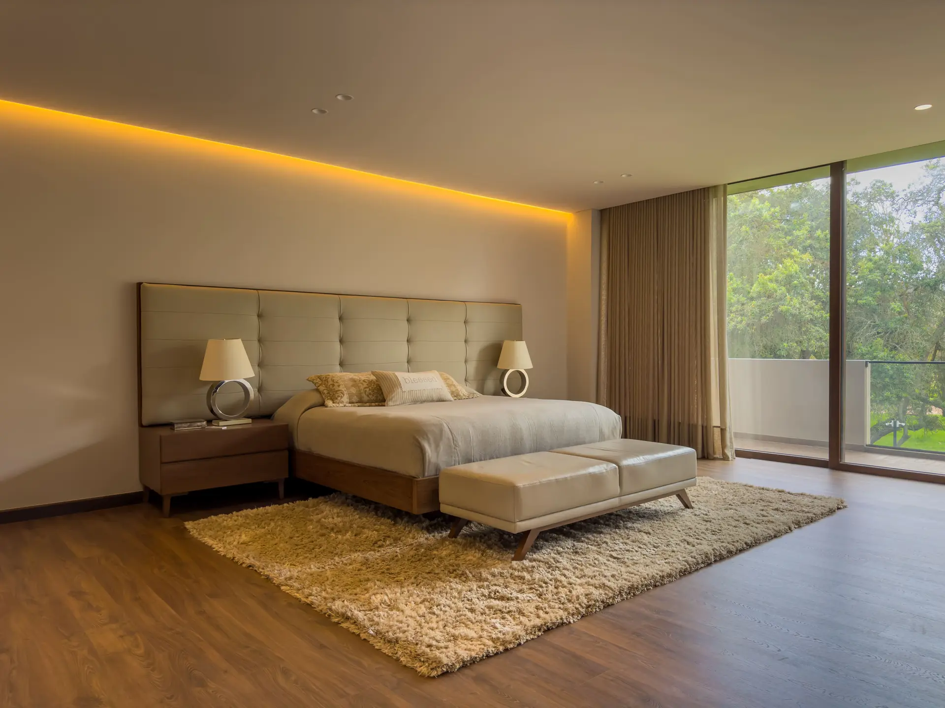 Casa con zona verde a la venta, en San Simón.