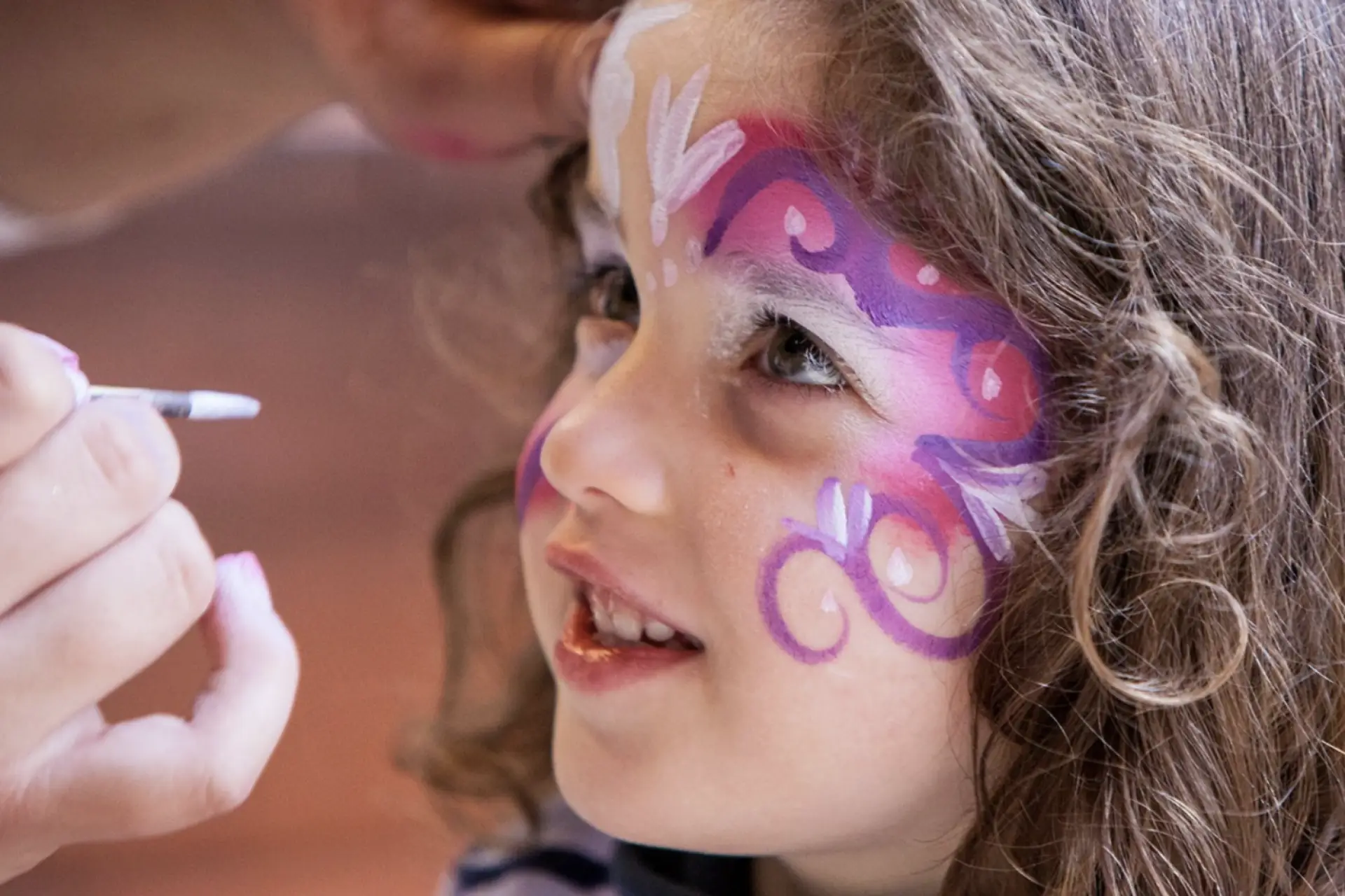 Pocket Size Play: Facepainting