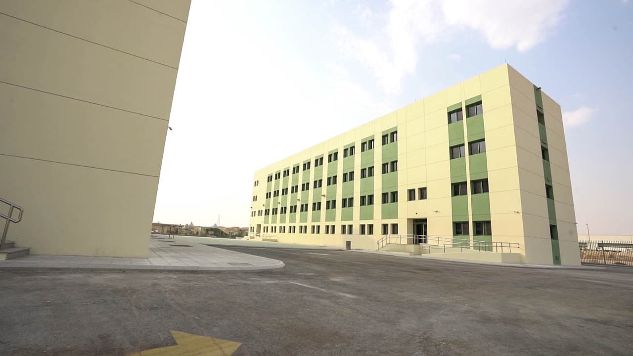 Industrial civil works — Sharbatly Cold Stores, Saudi Arabia. Delivered by OCC Weavers.