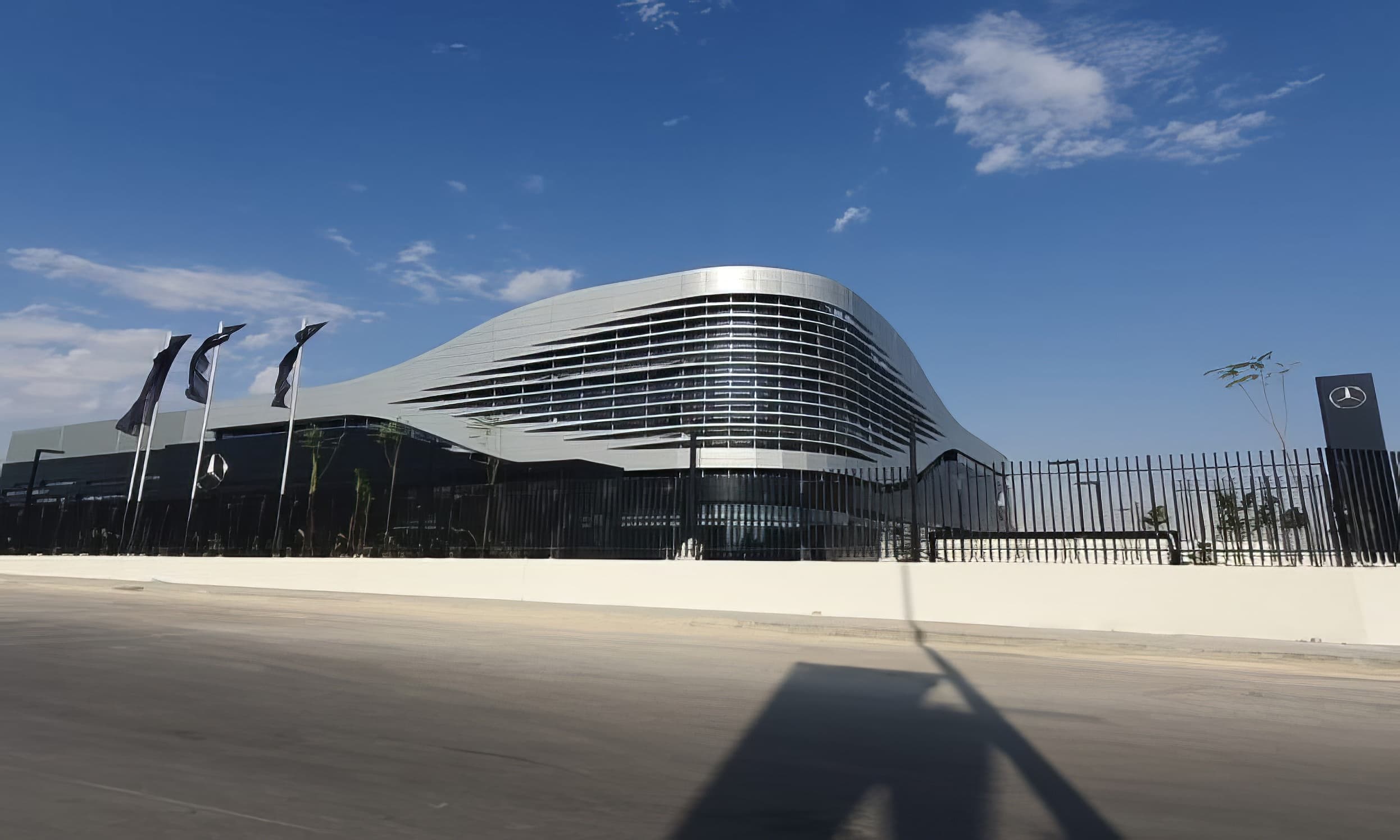 Showroom exterior and civil works — Mercedes-Benz Flagship Showroom, Riyadh, Saudi Arabia. Delivered by OCC Weavers.