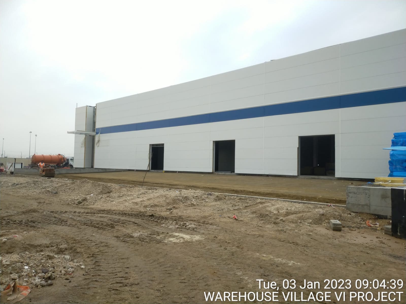 Warehouse exterior and facilities — Aramex Warehouse, Jeddah Islamic Port, Saudi Arabia. Delivered by OCC Weavers.