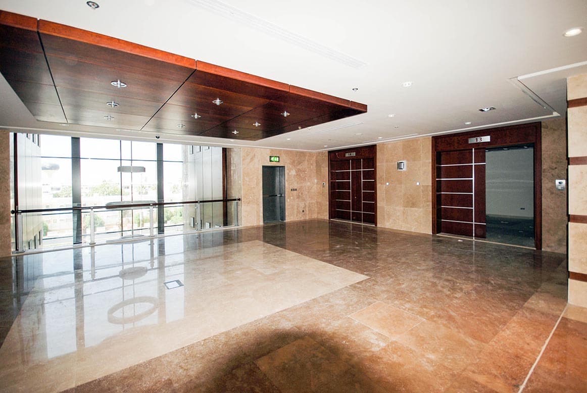 Completed luxury residential and office complex — Mukhmal II Tower, Jeddah, Saudi Arabia. Delivered by OCC Weavers.