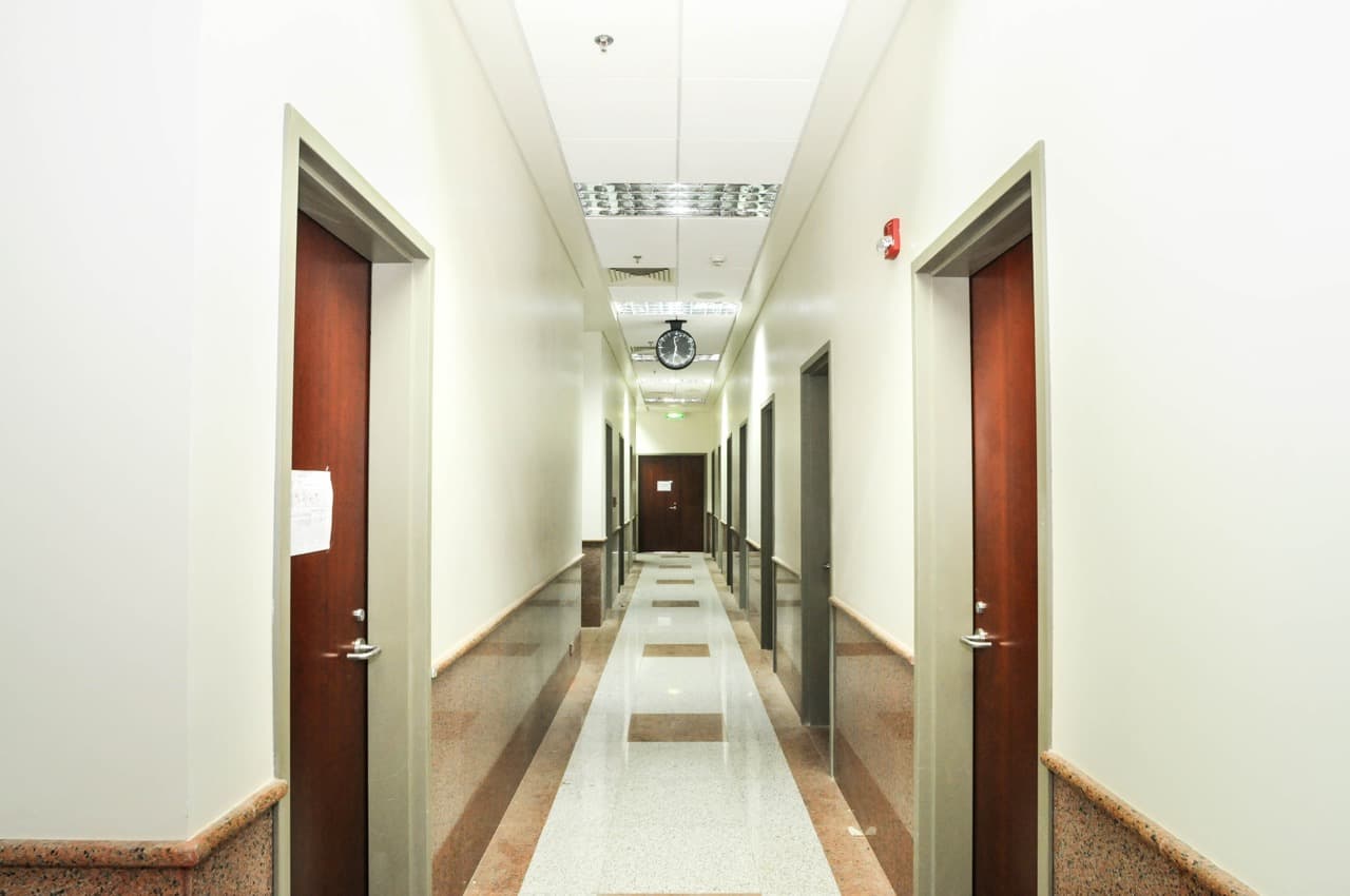 Telecommunications and IT network installation — King Abdulaziz University expansion, Jeddah, Saudi Arabia. Delivered by OCC Weavers.
