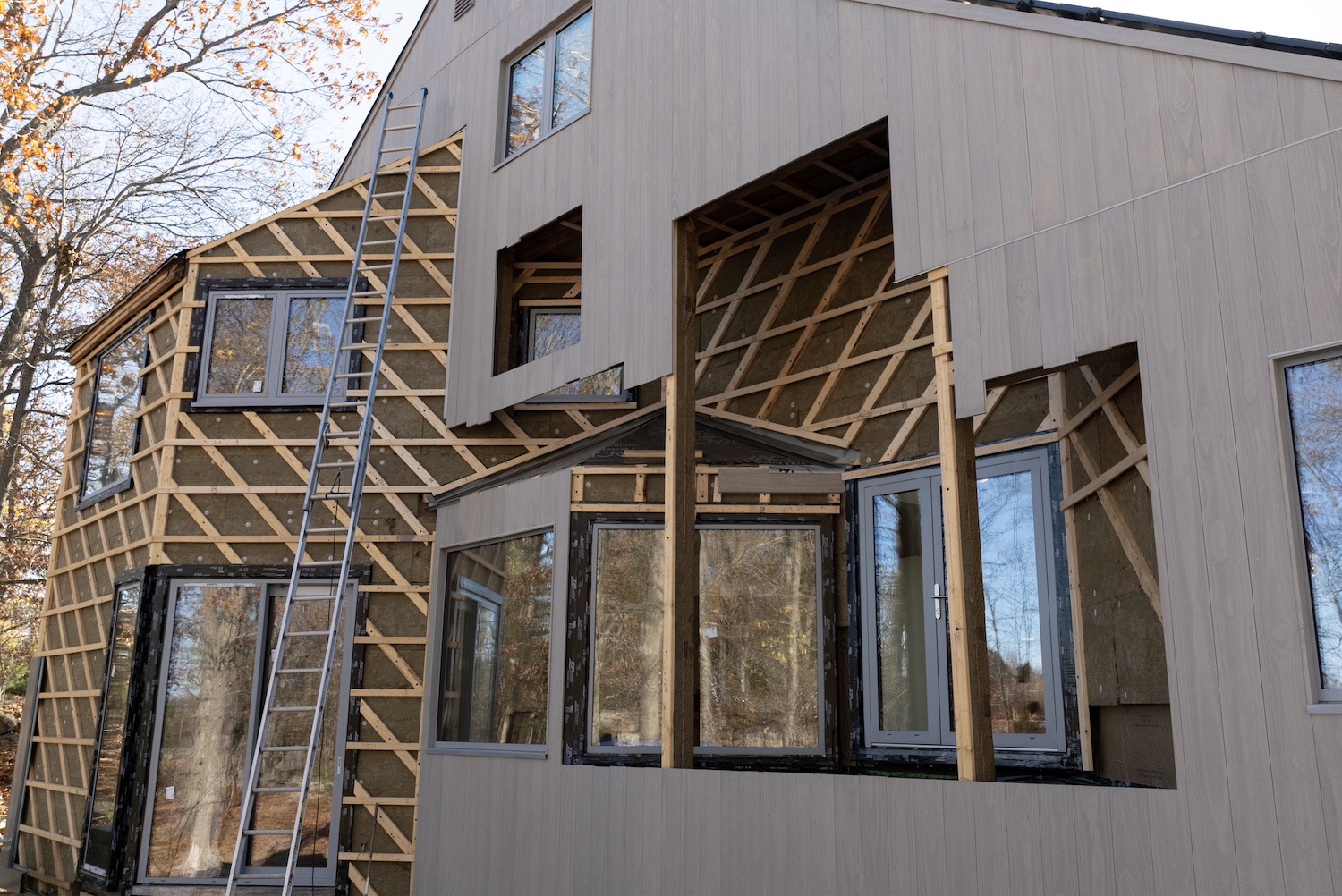 From Foundation to Finish: Documenting the Full Construction Journey