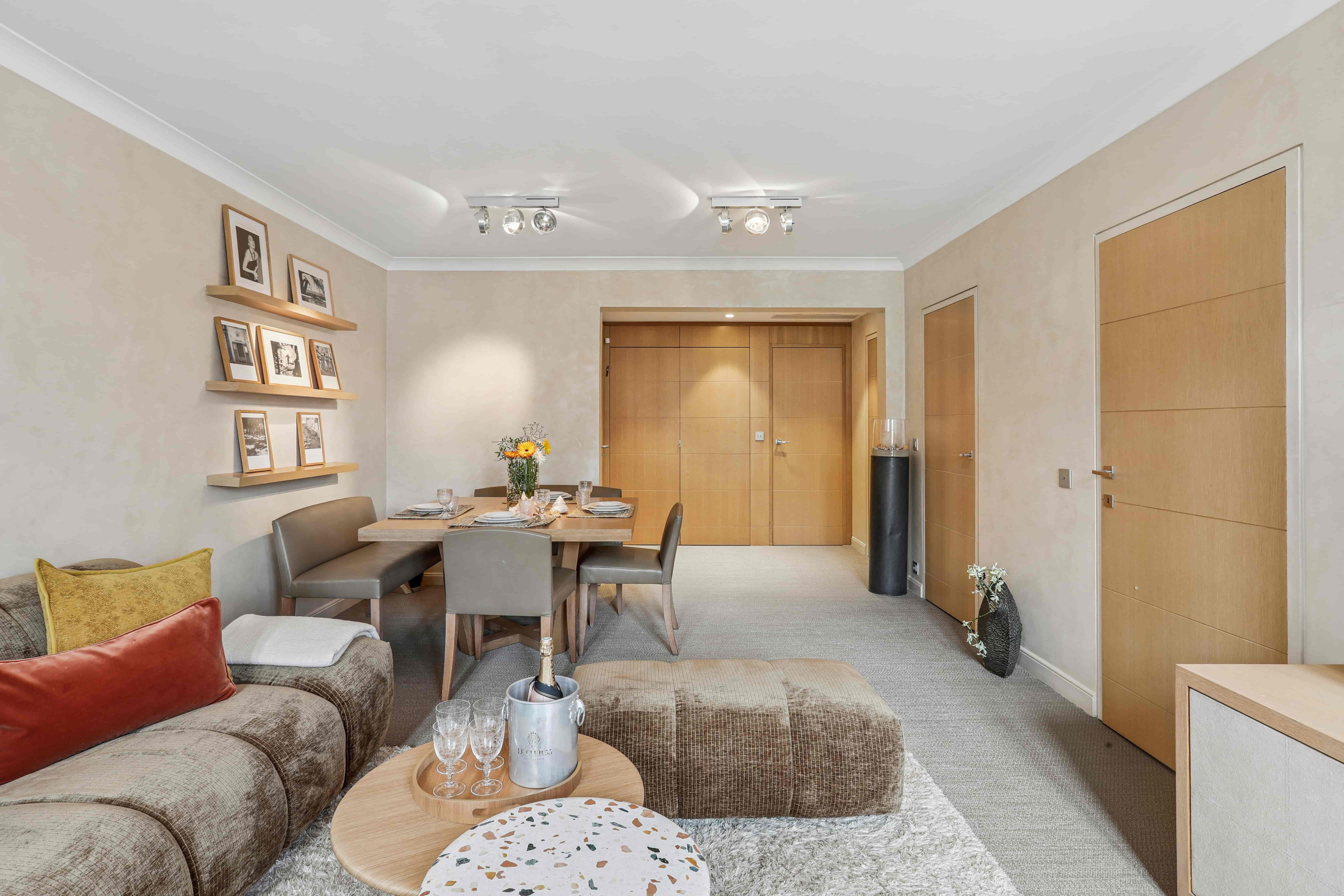 LV Residences - The Saint Tropez Apartment