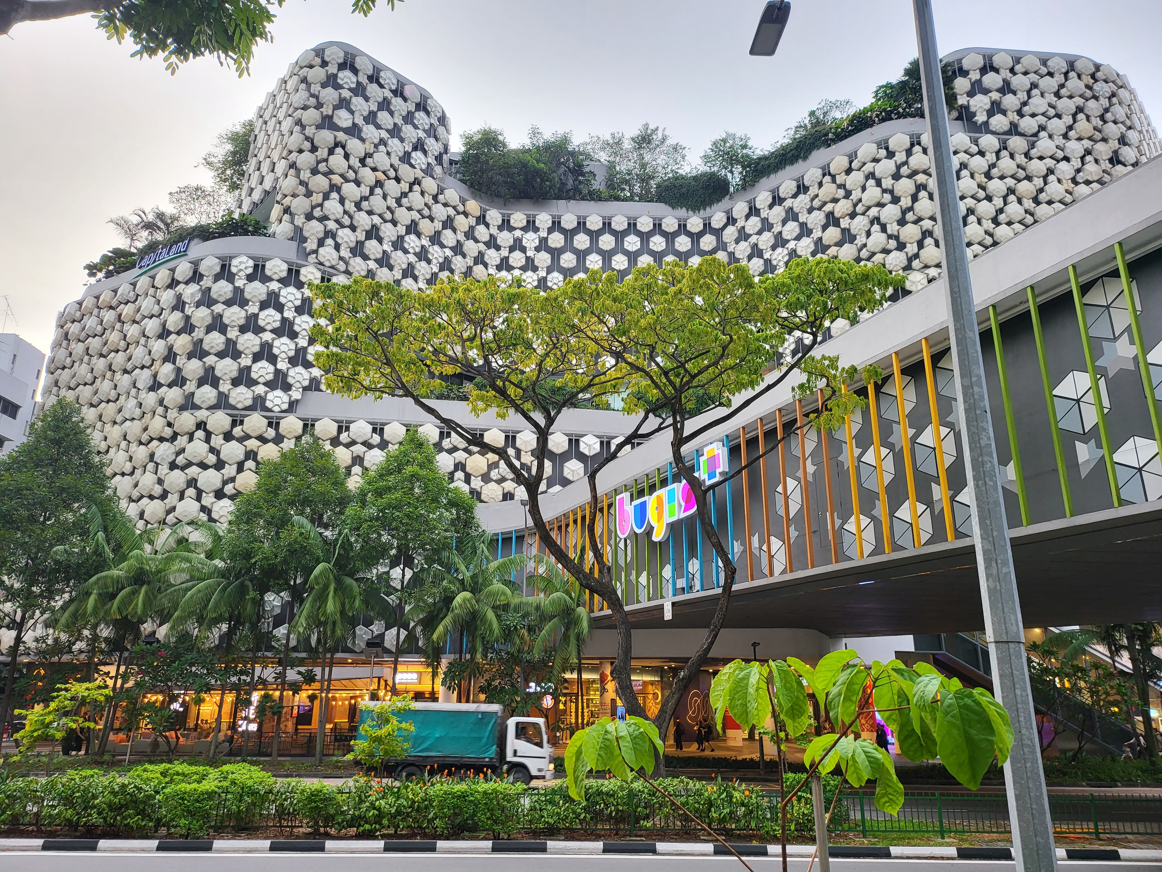 Bugis+