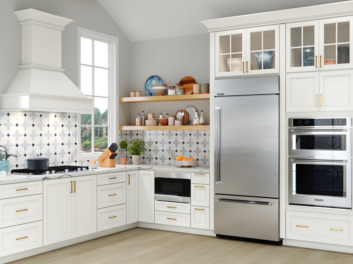 charcoal black kitchen cabinets