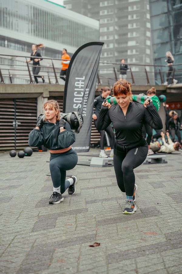 Workout bij de Erasmusbrug