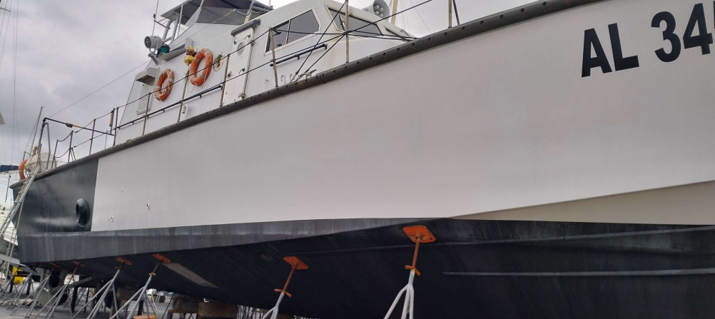Yokohama Yachts Al 345