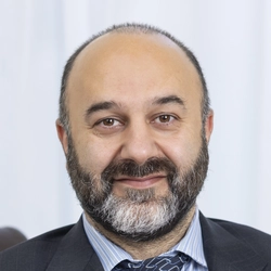 Dr Sam Firoozi