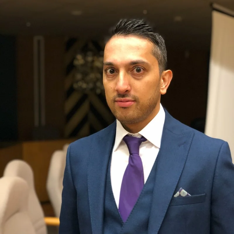 Mr Zubair Saeed