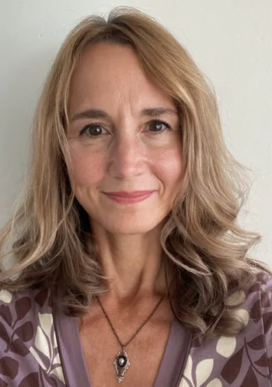 Dr Kari Nightingale
