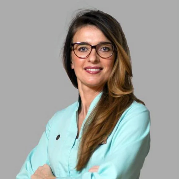 Dr Karolina Wolowiec