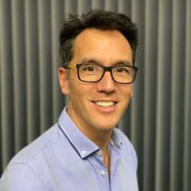 Dr Bruce Jobling