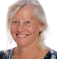 Dr Alison Gardiner