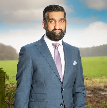 Dr Adnan Ali