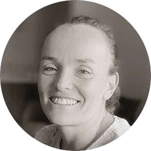Dr. Claire Gillvray
