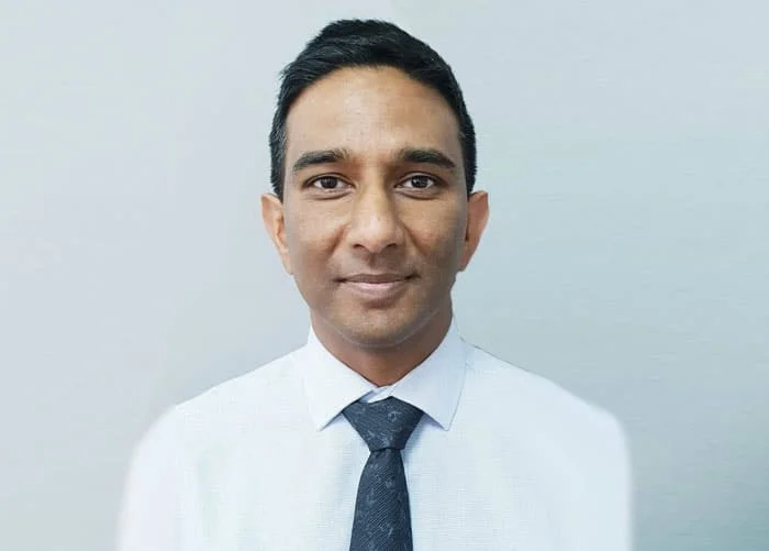 Dr. Tushan De Almeida