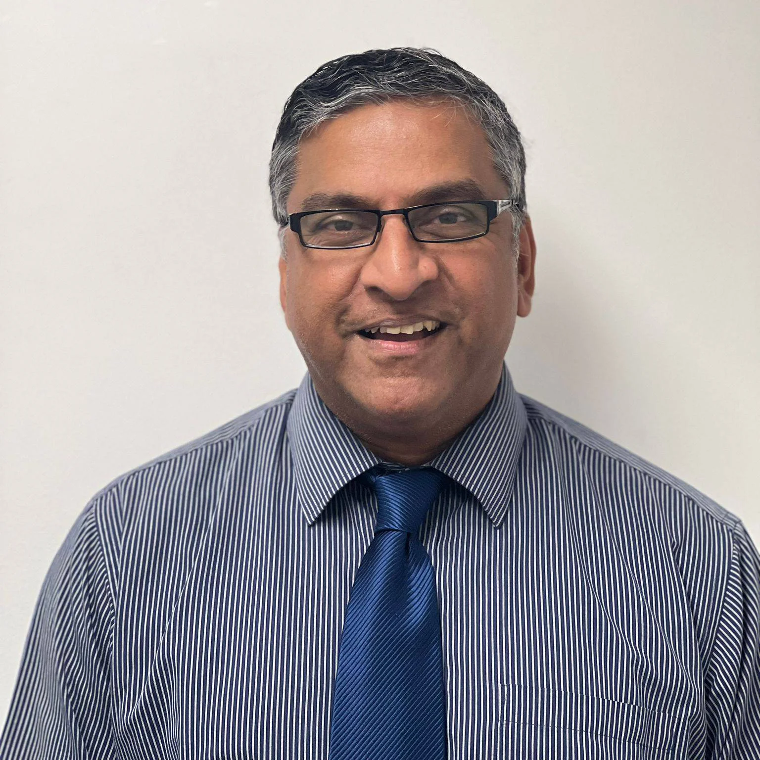 Dr Michael Aziz