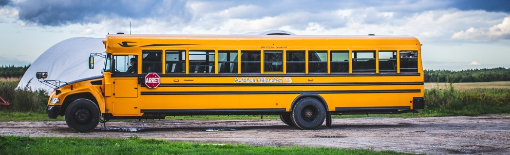 Location d'autobus scolaires au Centre du Québec