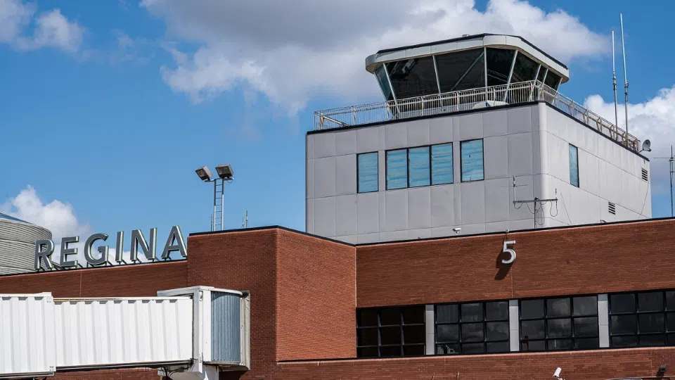 Unexpected Stop in Regina, for Vancouver Bound Air Travellers